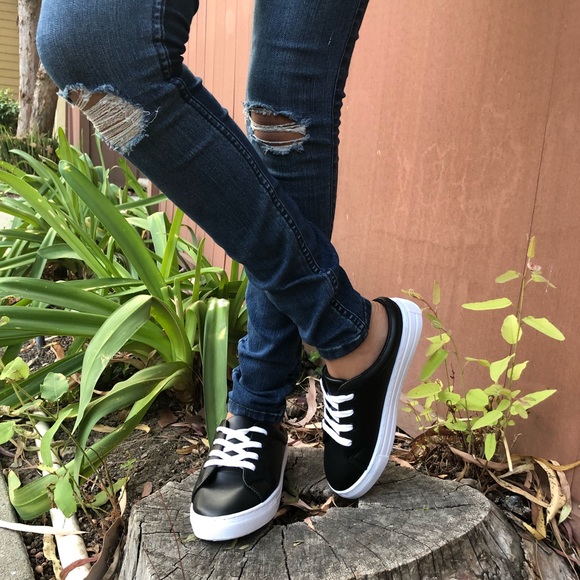 Black and White Lace Up Mule 👟 Sneakers - Picture 3 of 8
